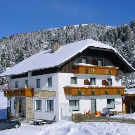 Almsonne Apartment